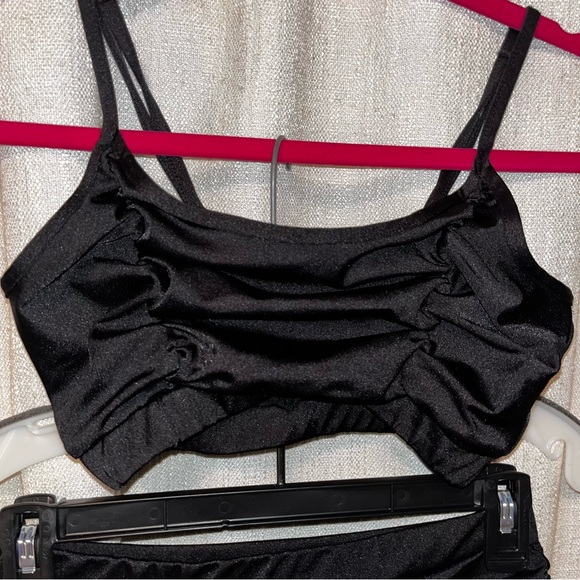 no comment | black top & skirt - Picture 4 of 4